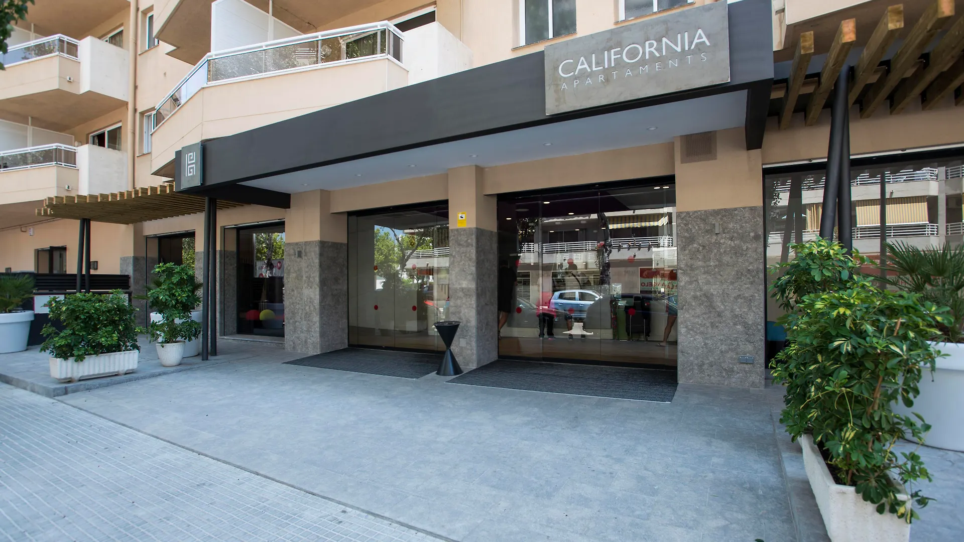 California Apartments Salou