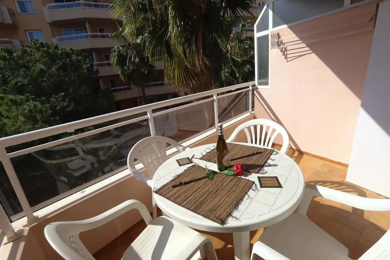 California Apartments Salou 0*,